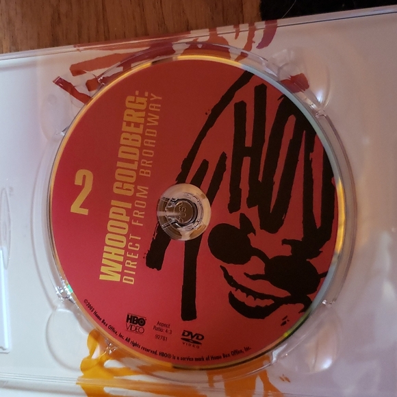 Whoopi Goldberg: Back to Broadway 20th Anniversary set - Picture 5 of 6